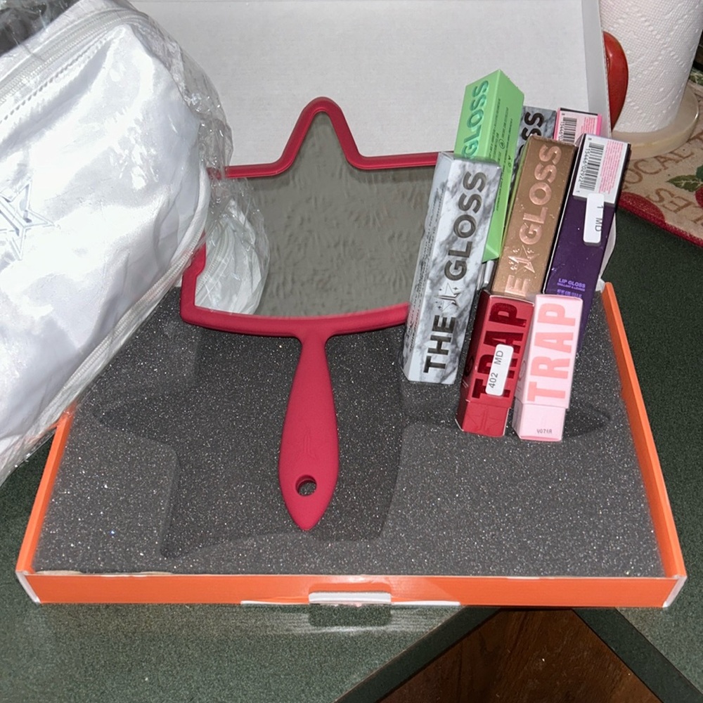 Jeffree Star make up NEW BUNDLE!!!